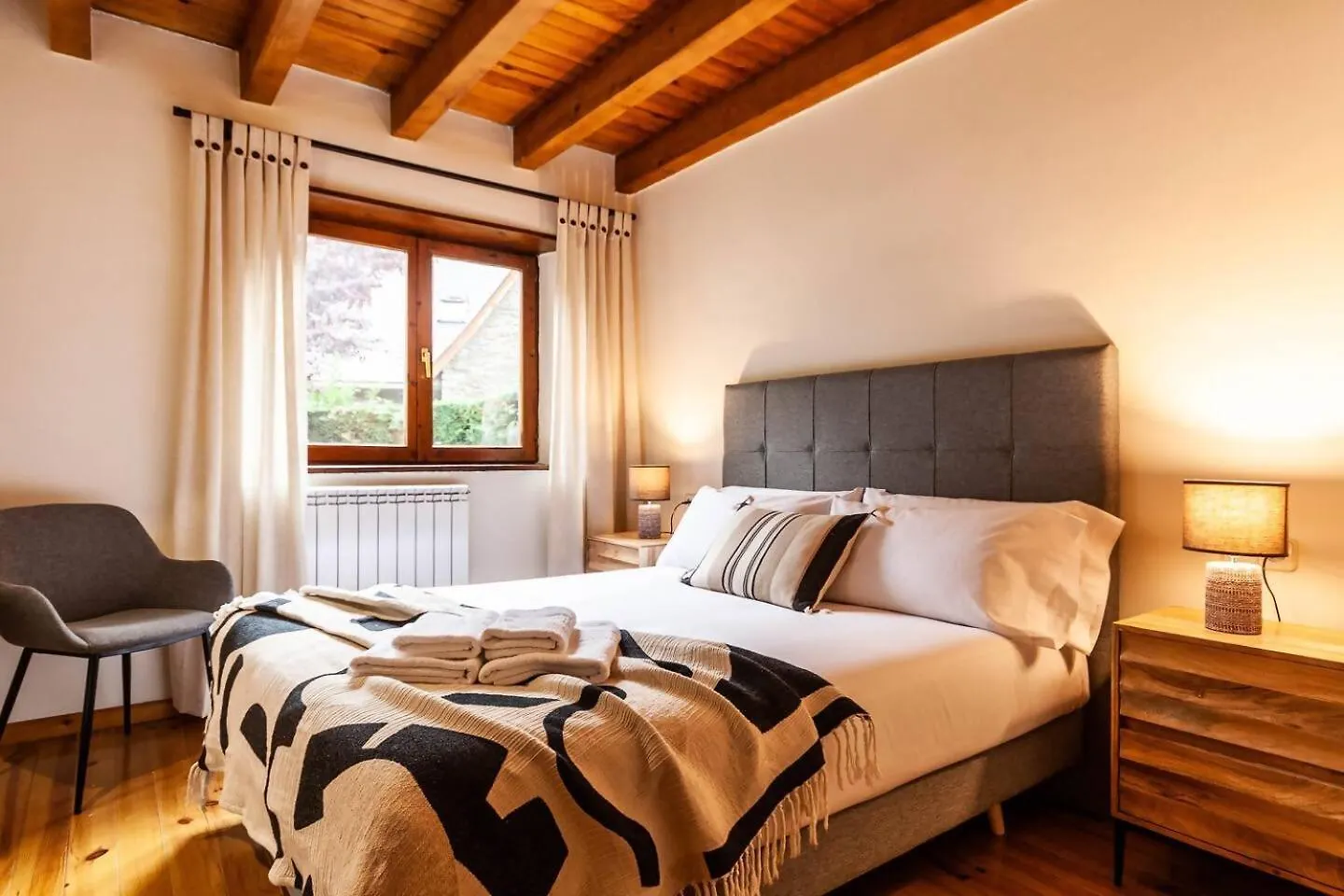 Espacioso Apartamento Con Jardin En Salardu Naut Aran 0*,